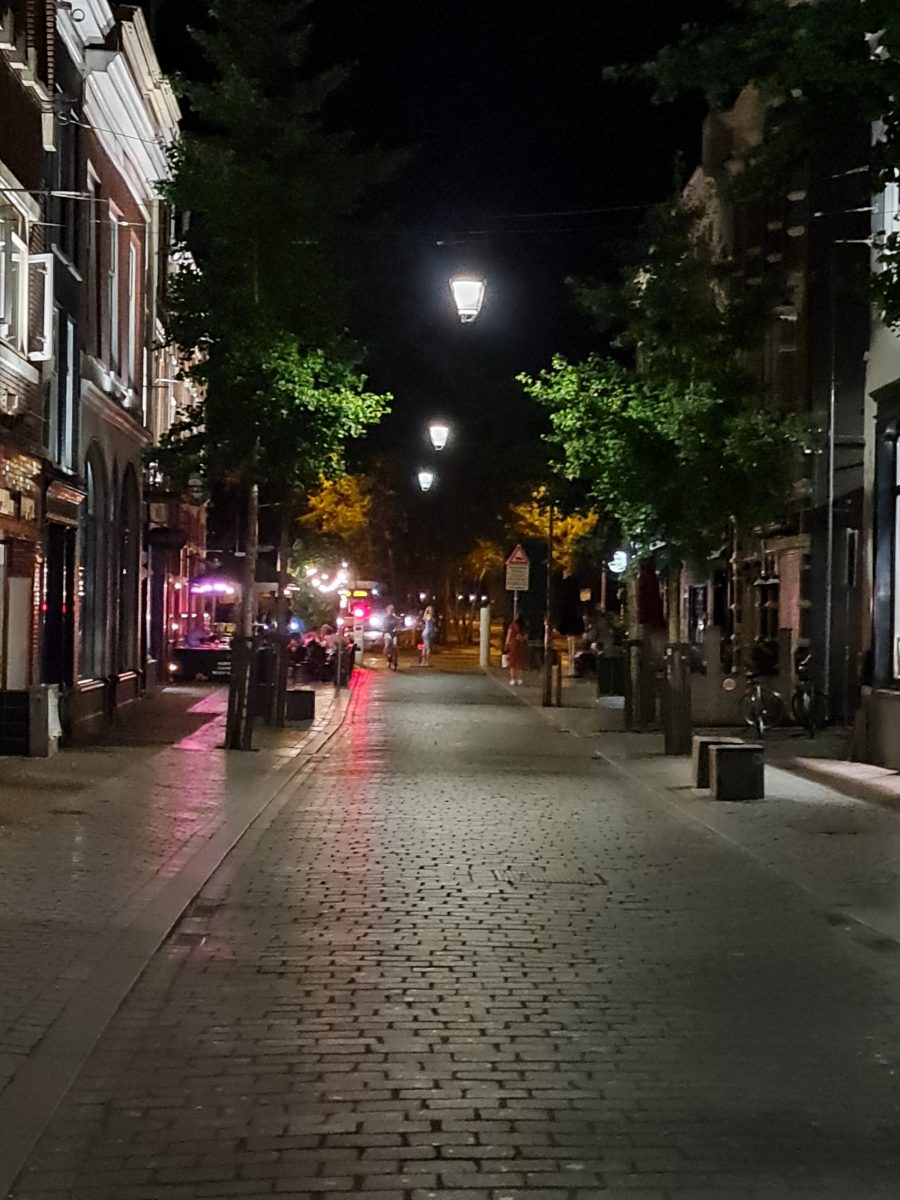 Lange hezelstraat, Straten